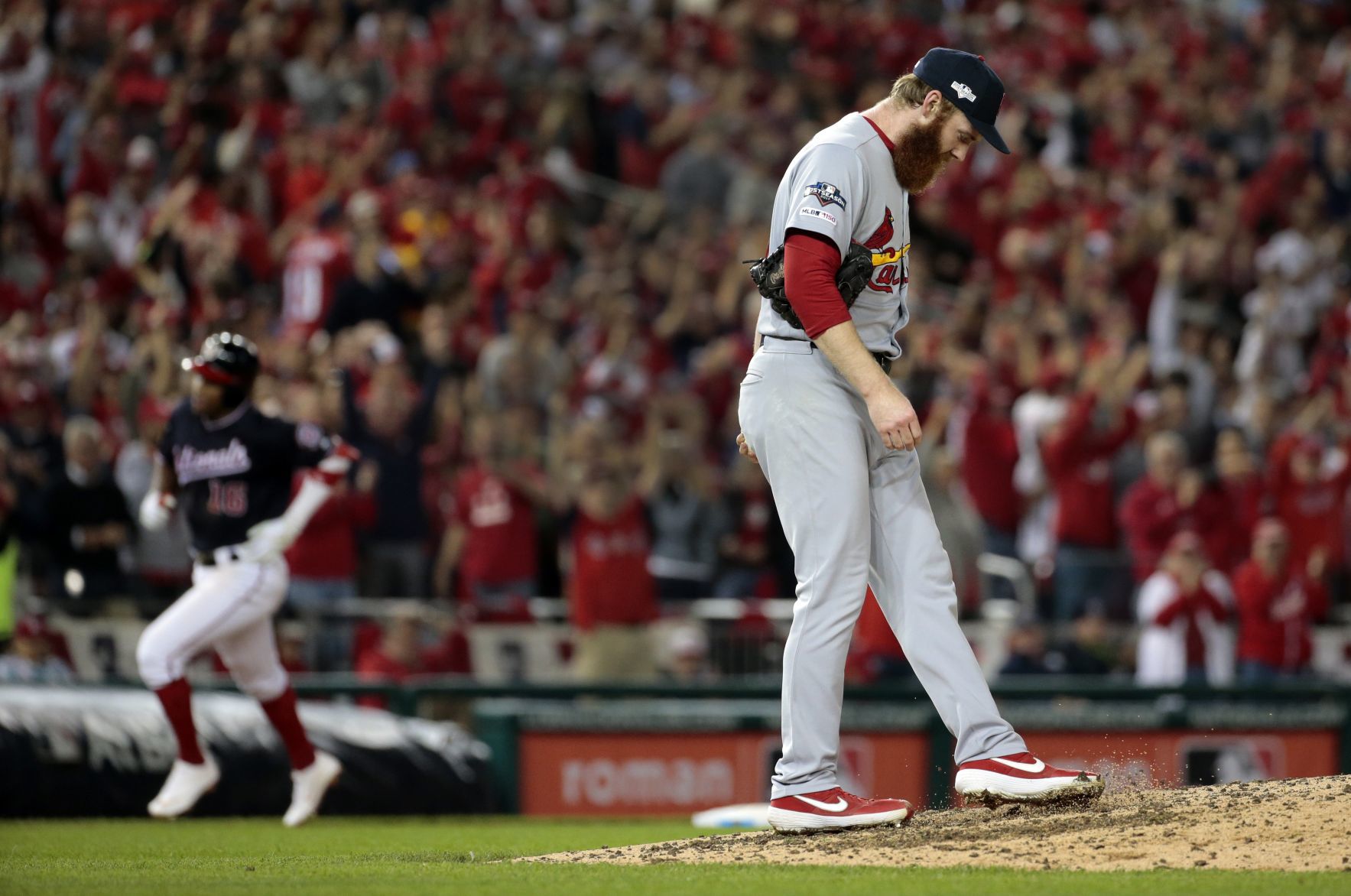National League Championship Series moves to Washington for Game 3 against the Cardinals